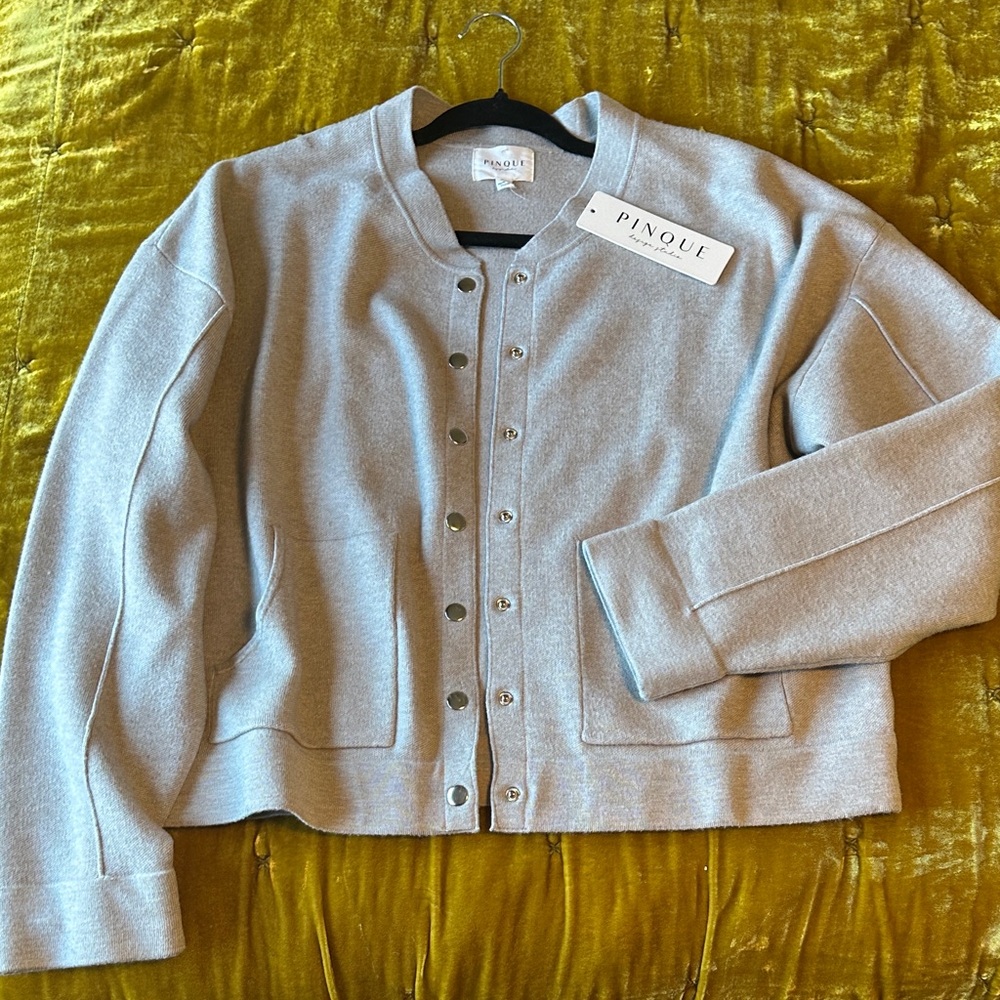 Pinque Women's Light Gray Cardigan Sweater